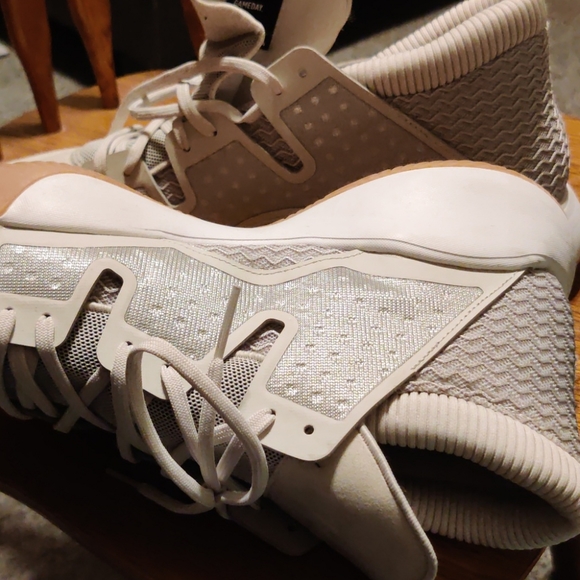 Adidas 11222 - Picture 3 of 4